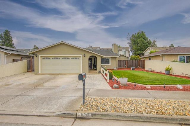 1035 C Street, Hollister, CA 95023