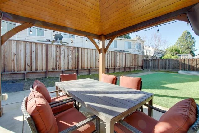 1035 C Street, Hollister, CA 95023