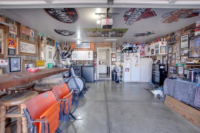 1035 C Street, Hollister, CA 95023