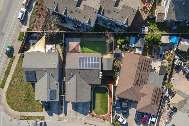 1035 C Street, Hollister, CA 95023