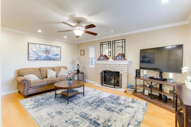 1035 C Street, Hollister, CA 95023