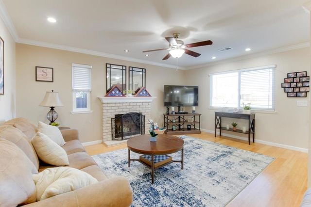 1035 C Street, Hollister, CA 95023