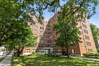 1585 Ridge Avenue 506, Evanston, IL 60201