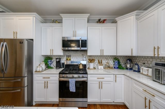 1019 Bishop Evans Way, Linden City, NJ 07036