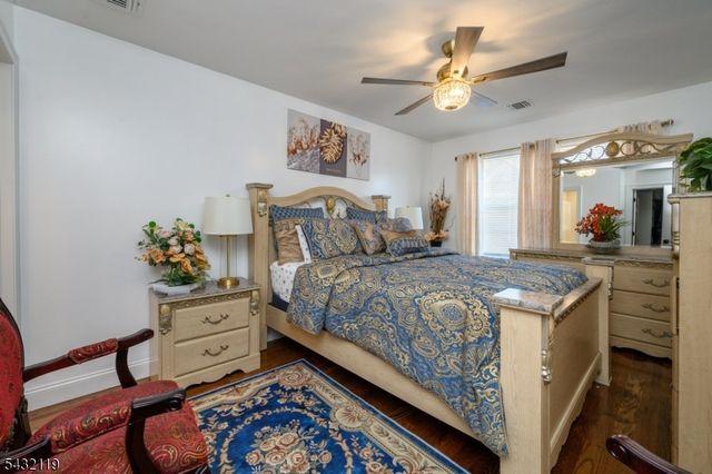 1019 Bishop Evans Way, Linden City, NJ 07036