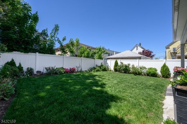 1019 Bishop Evans Way, Linden City, NJ 07036