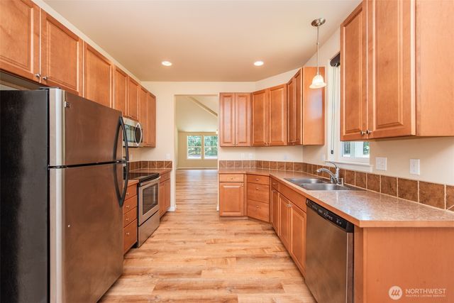 231 Snapdragon Lane, Sequim, WA 98382