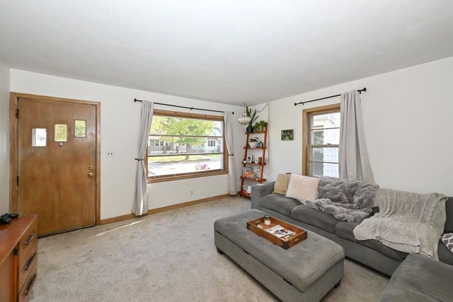 209 N 70th STREET, Milwaukee, WI 53213