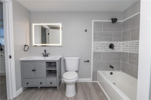 670 Putnam Pike, Smithfield, RI 02828