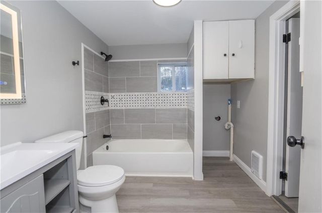 670 Putnam Pike, Smithfield, RI 02828