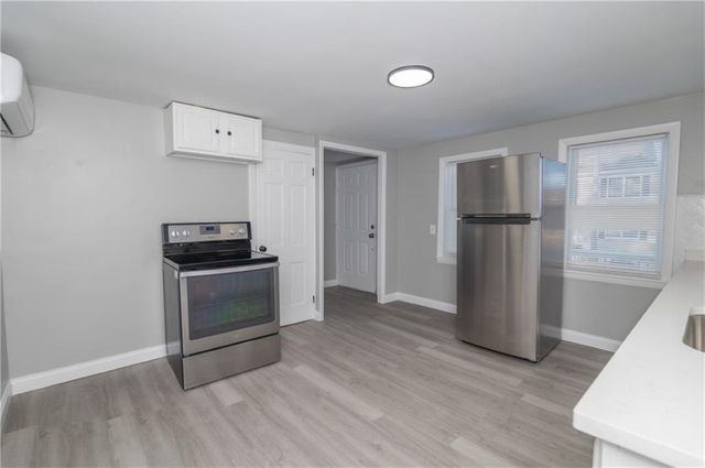 670 Putnam Pike, Smithfield, RI 02828