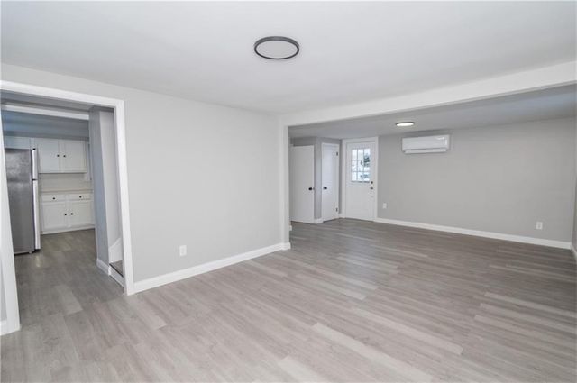 670 Putnam Pike, Smithfield, RI 02828