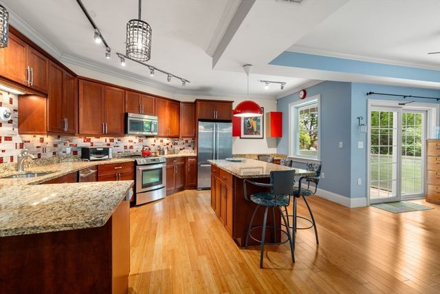 224 Florence Street 3, Boston, MA 02131
