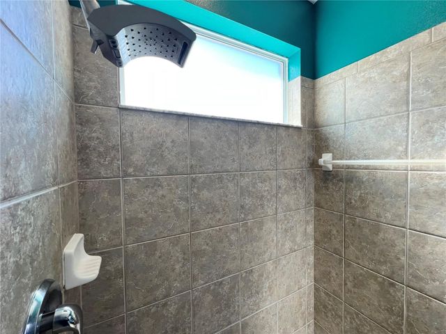 724 PARKER DEN DRIVE, Ruskin, FL 33570