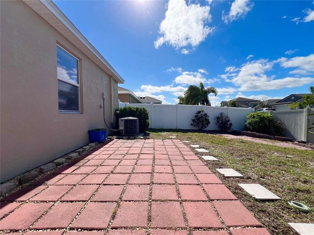 724 PARKER DEN DRIVE, Ruskin, FL 33570