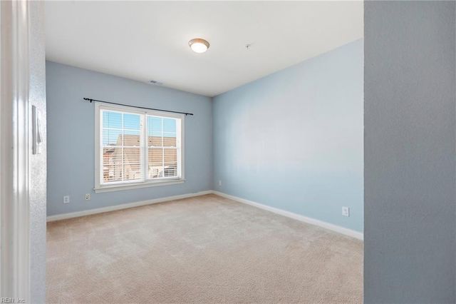 8252 N View BLVD, Norfolk, VA 23518