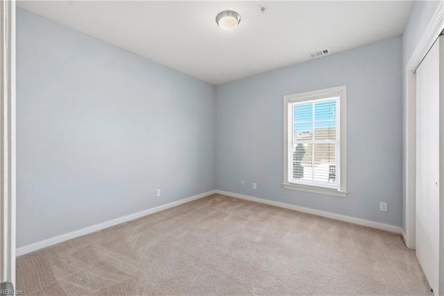 8252 N View BLVD, Norfolk, VA 23518