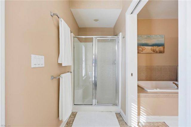 8252 N View BLVD, Norfolk, VA 23518