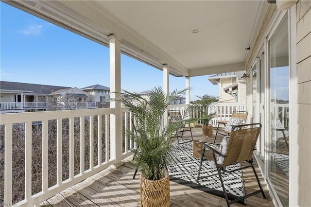 8252 N View BLVD, Norfolk, VA 23518