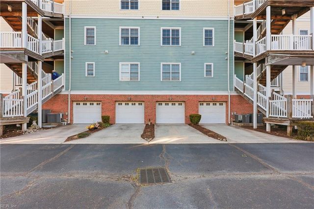 8252 N View BLVD, Norfolk, VA 23518