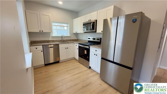 403 Walnut Street A, Bath Boro, PA 18014