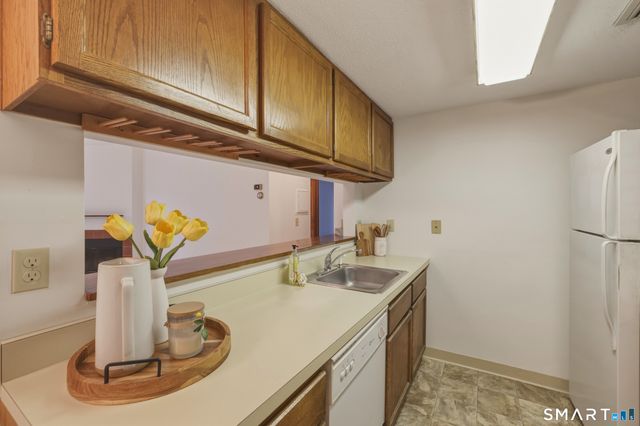 7 Little Oak Lane 7, Rocky Hill, CT 06067