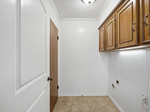 309 Highland Drive, Ennis, TX 75119