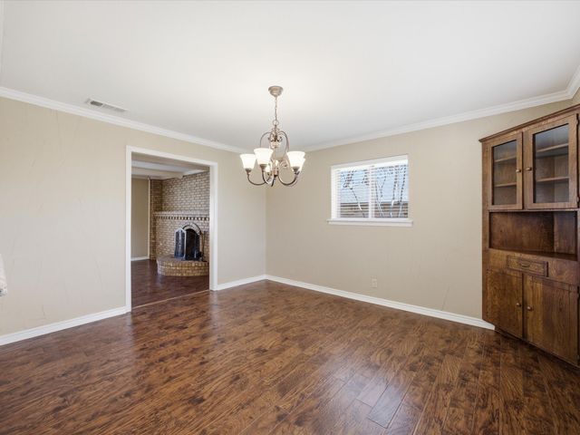 309 Highland Drive, Ennis, TX 75119