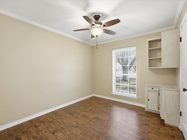 309 Highland Drive, Ennis, TX 75119