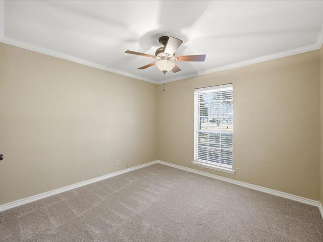 309 Highland Drive, Ennis, TX 75119