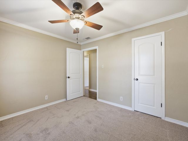 309 Highland Drive, Ennis, TX 75119