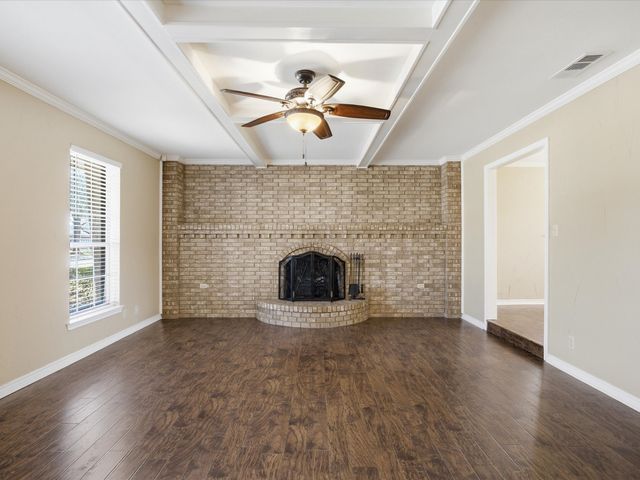 309 Highland Drive, Ennis, TX 75119