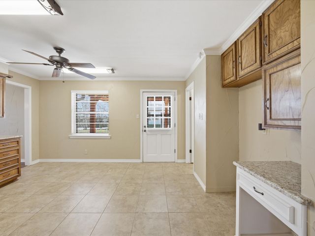 309 Highland Drive, Ennis, TX 75119