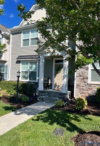 17004 Gossamer Dr, Moseley, VA 23120