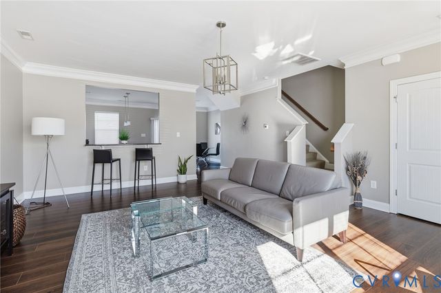 17004 Gossamer Dr, Moseley, VA 23120