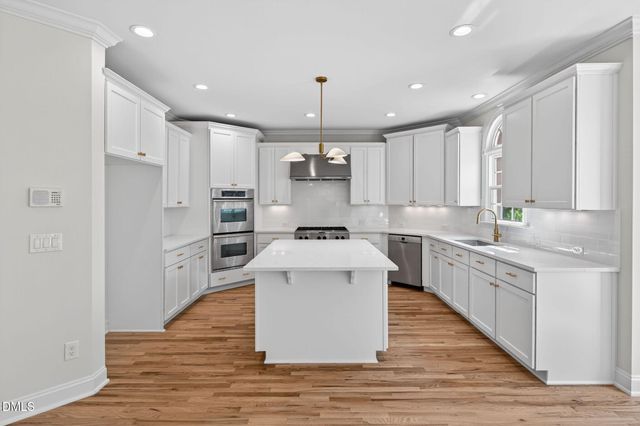 202 Lantern Ridge Lane, Cary, NC 27519