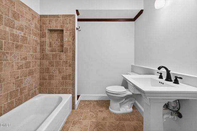 202 Lantern Ridge Lane, Cary, NC 27519