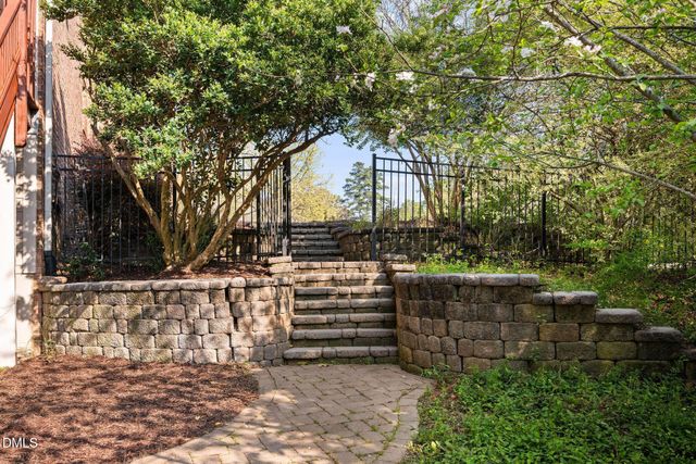 202 Lantern Ridge Lane, Cary, NC 27519