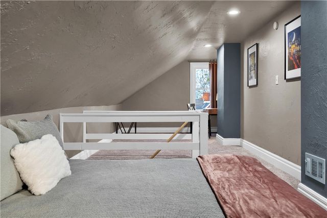 238 Republic Street, Mt Washington, PA 15211