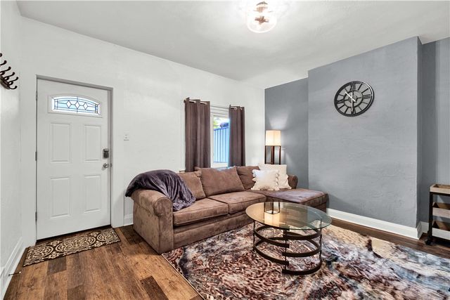 238 Republic Street, Mt Washington, PA 15211