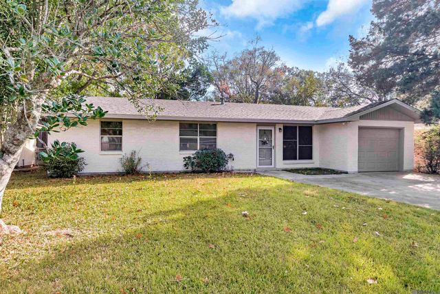 1124 S Stacy Ave, Gonzales, LA 70737