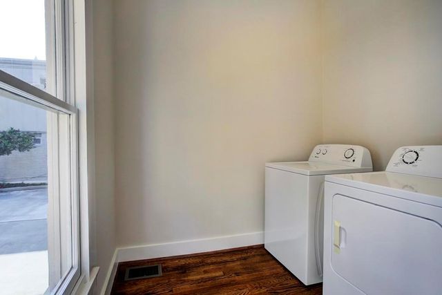 217 Marshall Street A, Houston, TX 77006