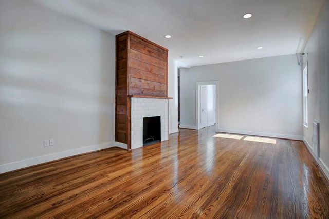 217 Marshall Street A, Houston, TX 77006