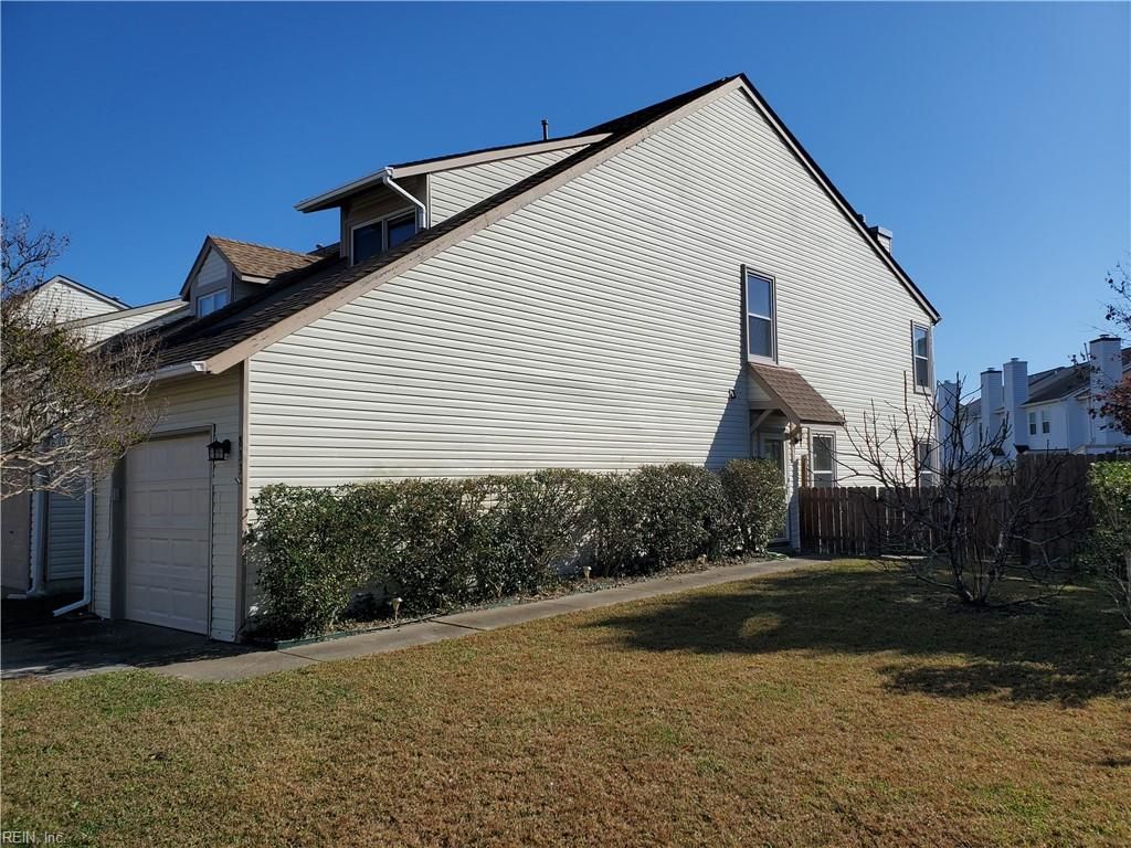 833 Quesnel DR, Virginia Beach, VA 23454