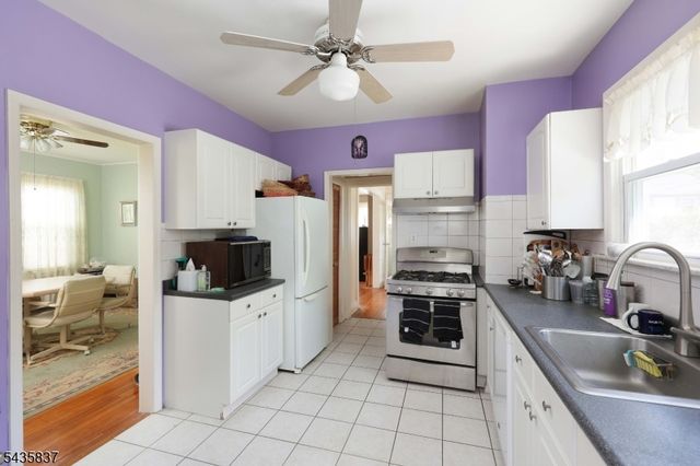 17 Wellesley St, Maplewood Twp., NJ 07040