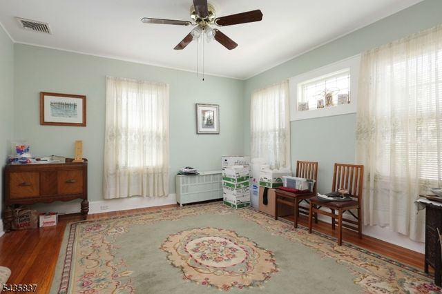 17 Wellesley St, Maplewood Twp., NJ 07040