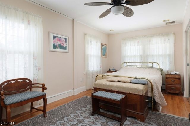 17 Wellesley St, Maplewood Twp., NJ 07040