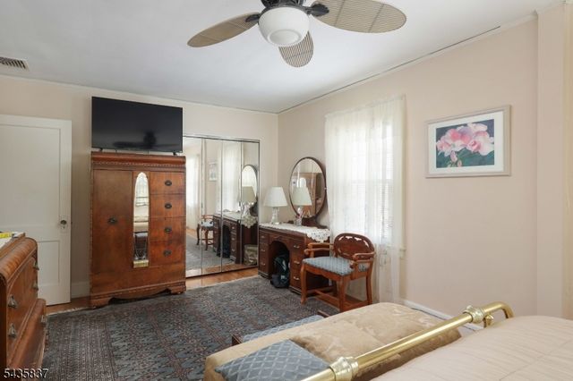 17 Wellesley St, Maplewood Twp., NJ 07040