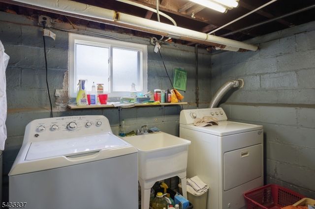 17 Wellesley St, Maplewood Twp., NJ 07040