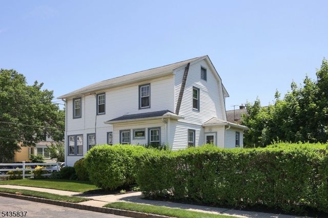 17 Wellesley St, Maplewood Twp., NJ 07040